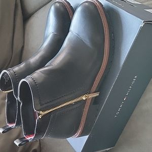 Tommy Hilfiger boots